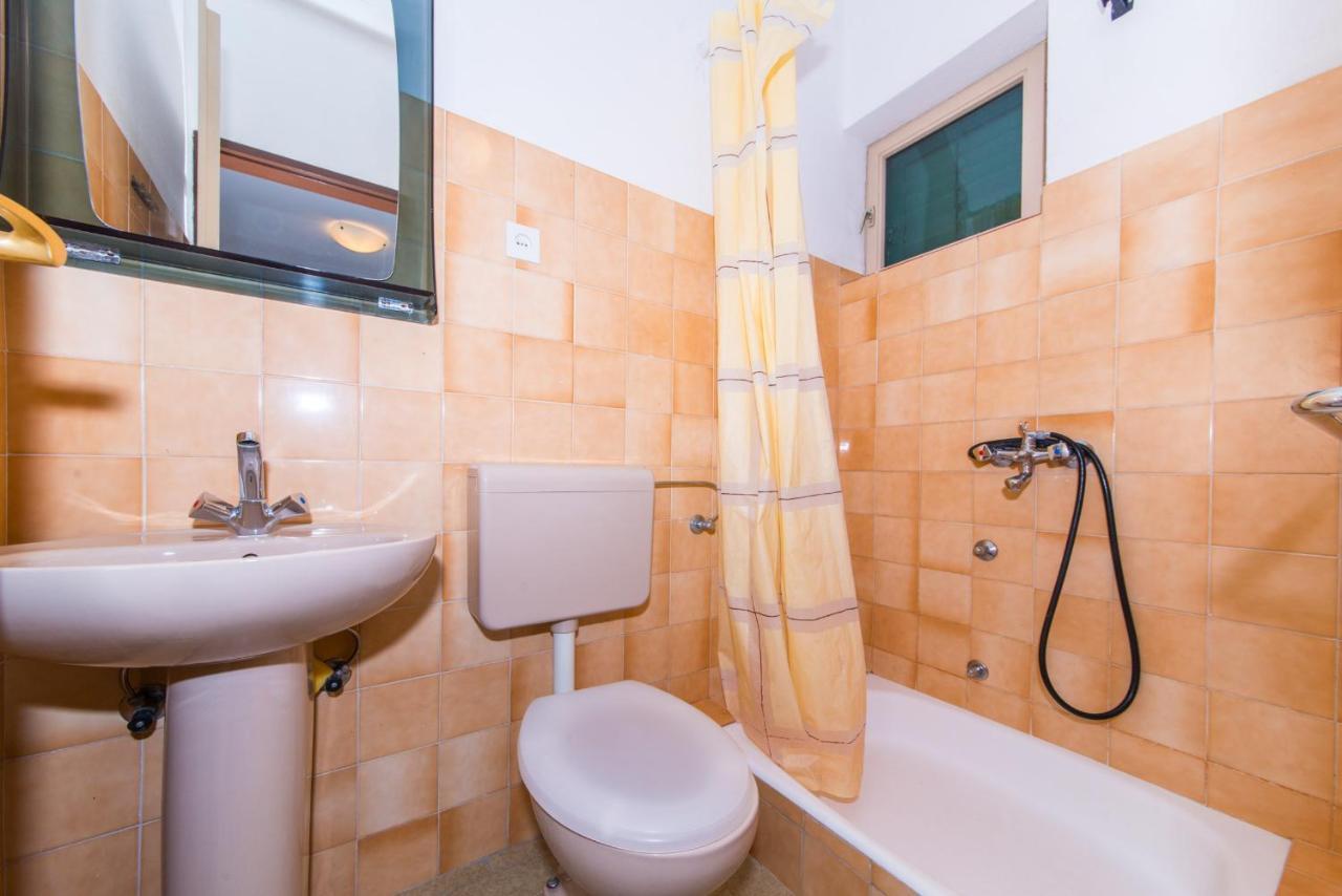 Apartment Villa Besker Makarska Eksteriør billede