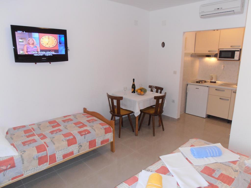 Apartment Villa Besker Makarska Eksteriør billede